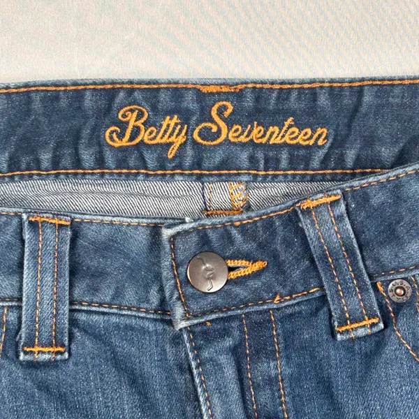 Kimes Ranch Betty Seventeen Jeans Women 2 x 32 Bootcut Cotton Western Frayed USA - Image 4