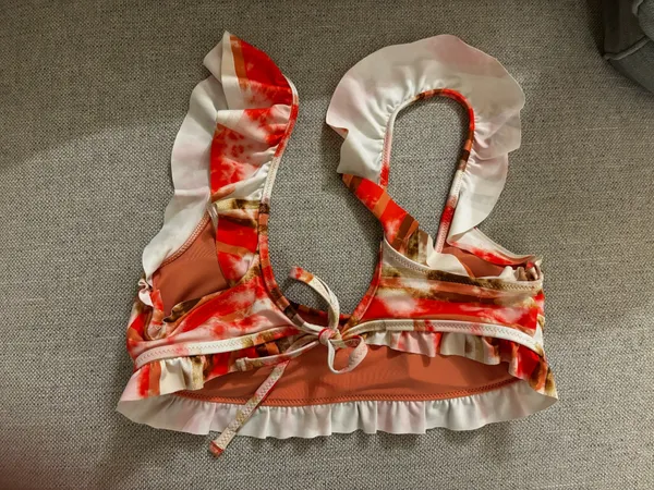 Aerie Women's Ruffled Swim Top in Orange and White NEW - Image 2