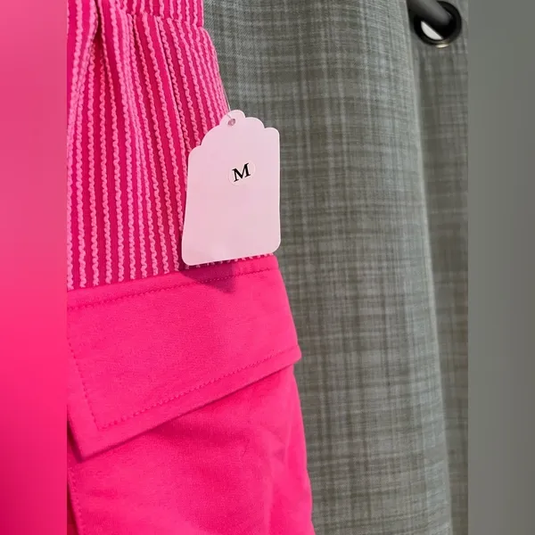 Pink Ribbed Button - Image 3