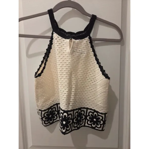 Zara Cute Crochet Halter Top with Floral Daisy Border. Size 13-14 years - Image 3