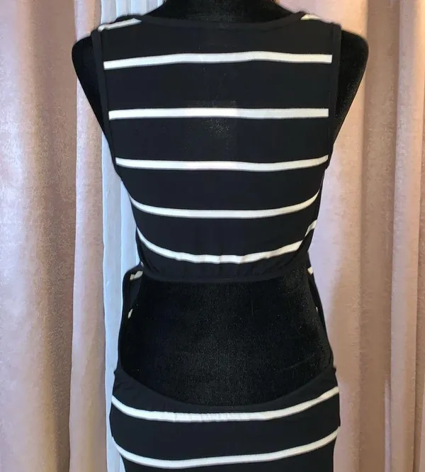 Venice Beach NWT for Venus Size 6 Cutout Back Dress - Image 6