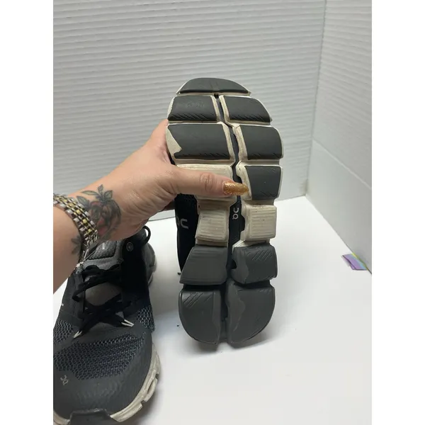 ON Women's Cloudflyer Running Sneaker Shoes Black White Size 6 Medium - Image 6