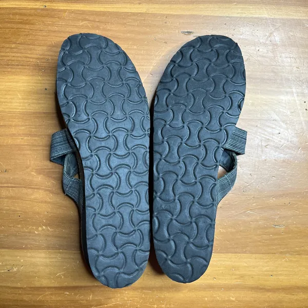 Naot‎ Women's Naomi Gray Tan Black Slip On Criss Cross Wedge Sandal Size 41 - Image 2