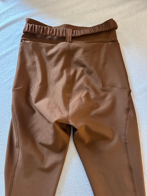 Alo brown belt leggings size xs - Image 3