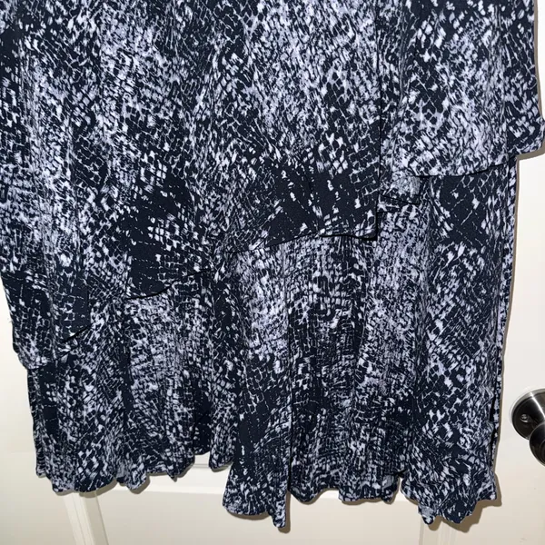 Free‎ People Kiss Me Baby Tiered Midi Skirt Blue Grey Snake Print Sz 4 Boho - Image 2