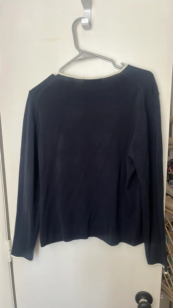 Amanda smith vintage sweater  - Image 2