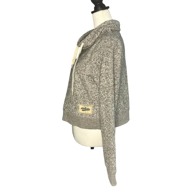 Hollister Long Sleeve Crop Turtle Neck Top Medium Gray White - Image 2