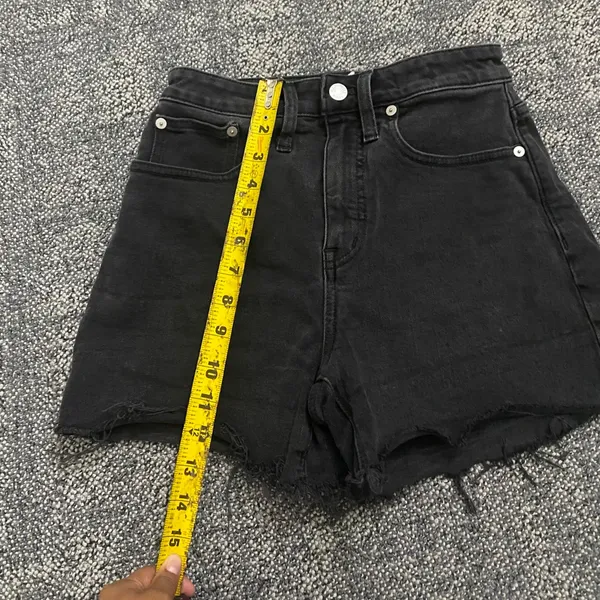 Madewell Black Jean Shorts - Image 3