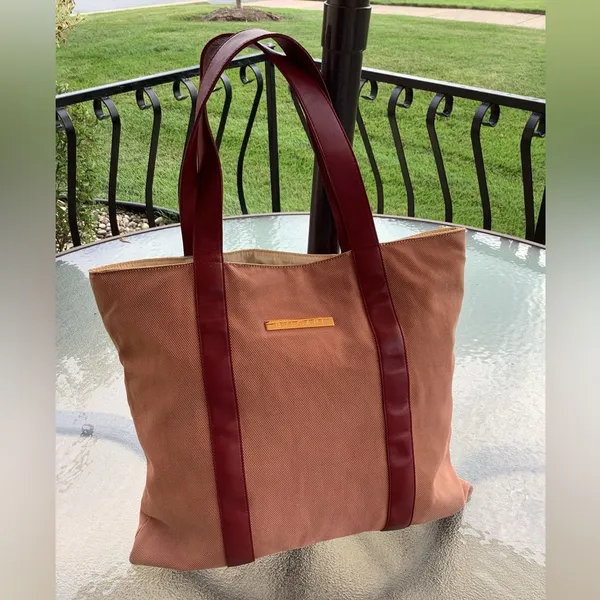 Authentic BVLGARI shoppers tote 🌷🌷🌷 - Image 12