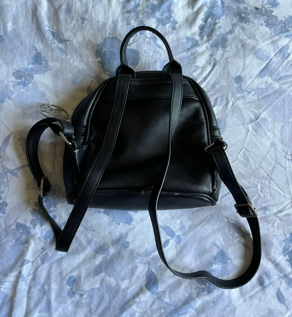 KILLSTAR Pentagram Backpack - Image 4