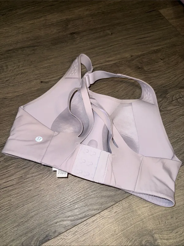 lululemon athletica Blush Pink Seamless Sports Bra - Image 3