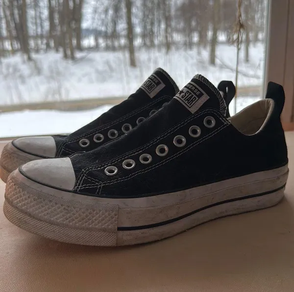 Sneakers - Image 2