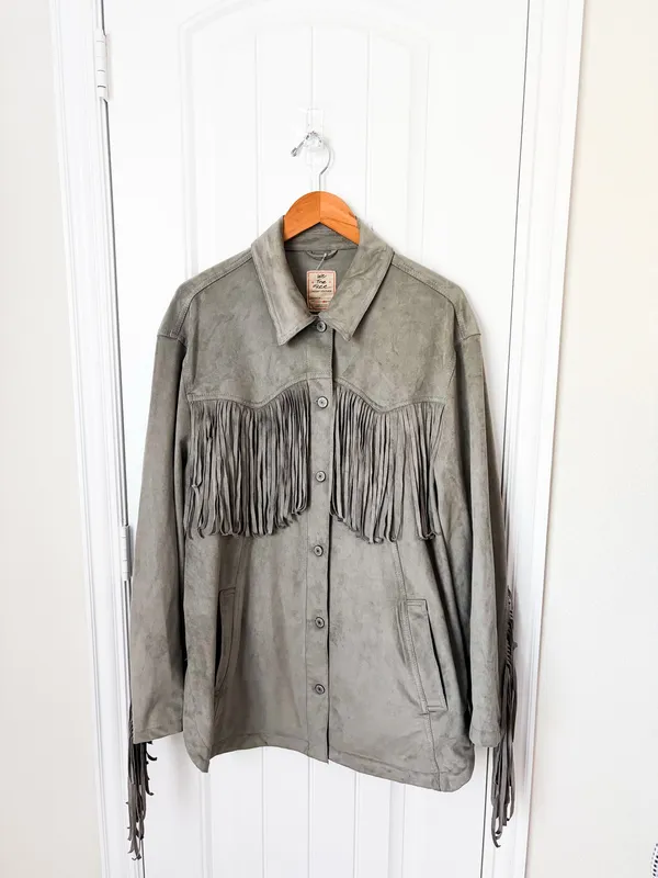 Free People Fringe Out Vegan Suede Jacket Gray Size XL NEW - Image 3