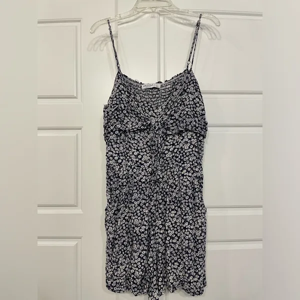 Navy Floral Romper Size L - Image 2