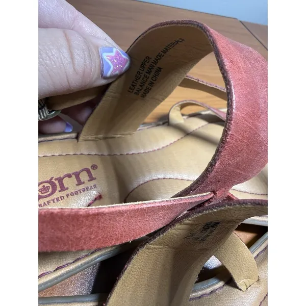 BORN Thong Strap Sandals Leather Slingback Strap Red Adjustable Flat‎ 7M Size 7 - Image 5