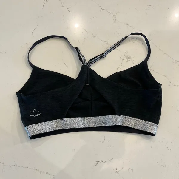 Beyond Yoga Shine On Spacedye Sparkly Sports Bra Size‎ Medium - Image 4