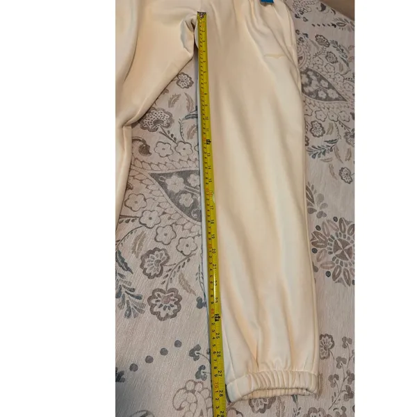 HOKA Essential Jogger - All Gender Size Small - Cream/Truffle Salt - NWT - Image 3
