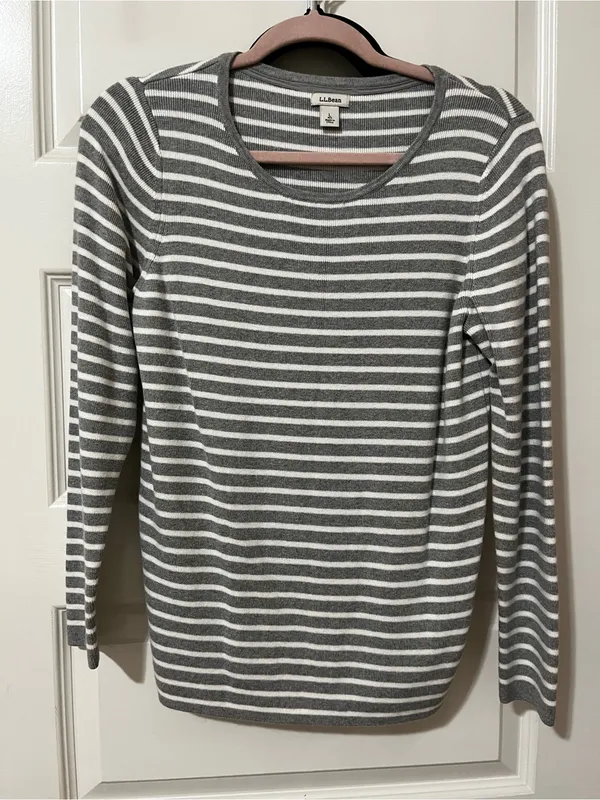 L.L. Bean Gray and White Striped Crew Neck Knit Top Lighweight Sweater Sz L - Image 3