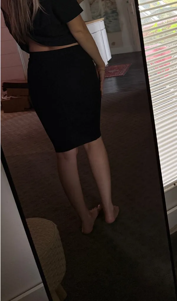 Windsor Black High-Waist Pencil Skirt - Image 2