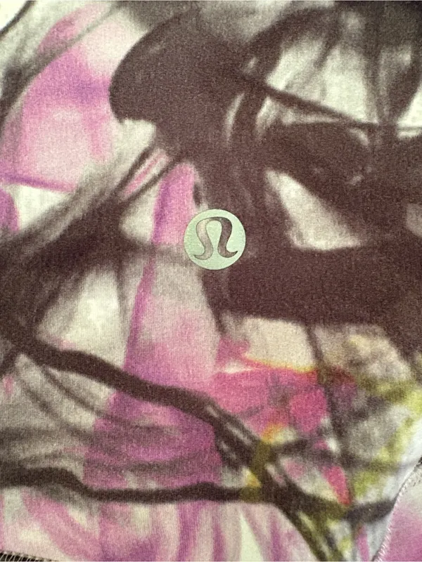 lululemon athletica Lavender and Pink Active Shorts - Image 3