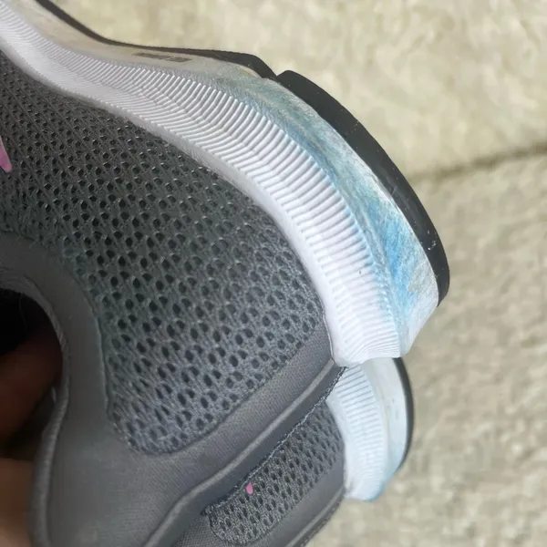 Nike Women's Size 10 Quest Grey Pink Running Sneakers - Image 13