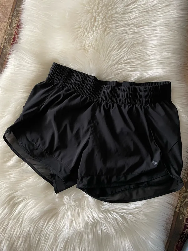 Athleta Women's Mesh Racer Run High Rise 3" Short - Image 3