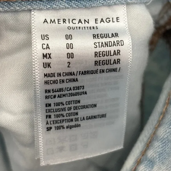 American Eagle Outfitters Women's Size 00 Distressed Light Wash Mom Jeans - Image 7