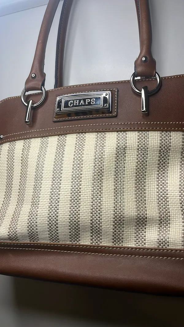 CHAPS Purse Shoulder - Image 2