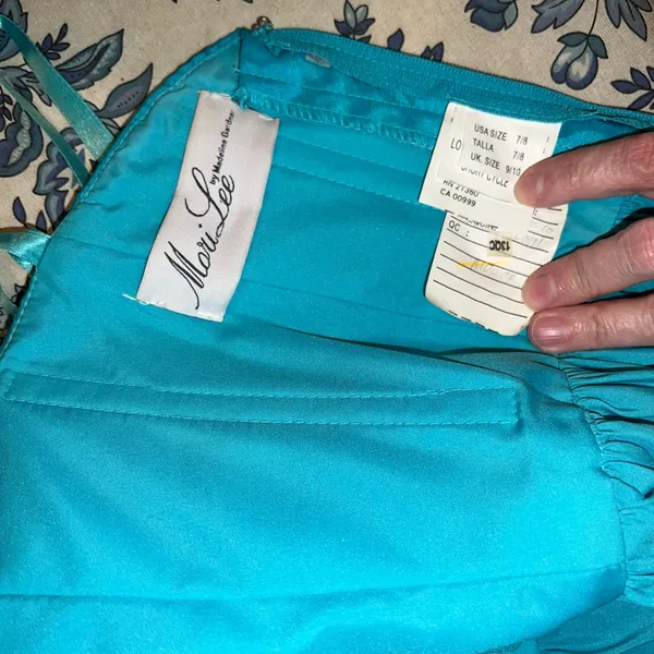 Pretty Mori Lee Vibrant Blue Taffeta Prom Dress! - Image 7