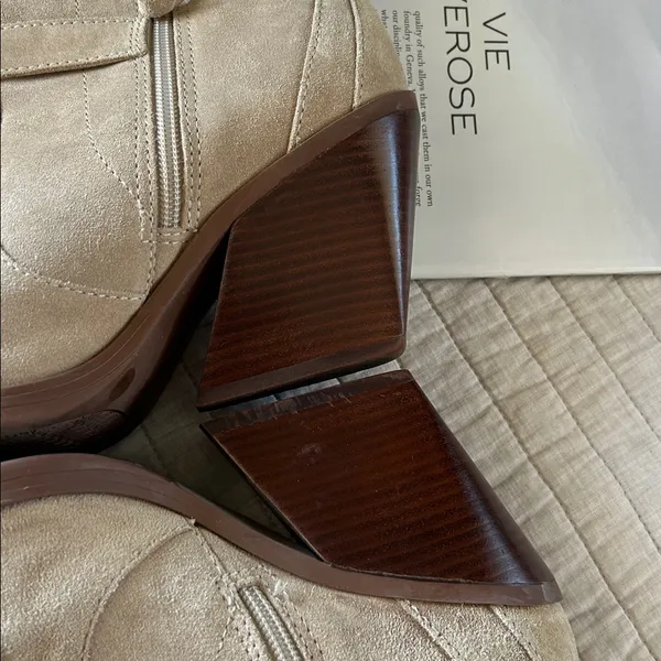 Antonio Melani peatrie light tan suede buckle western pointed heeled booties 8.5 - Image 12