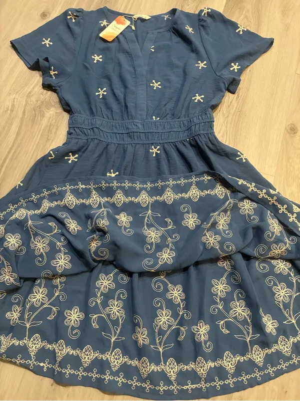 Simple Blue Short-Sleeve Embroidered Tiered Mini‎ Dress - Image 11