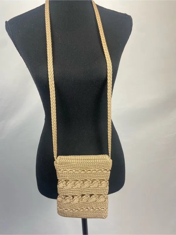 Handcrafted Woven Crossbody Bag in Beige - Image 3