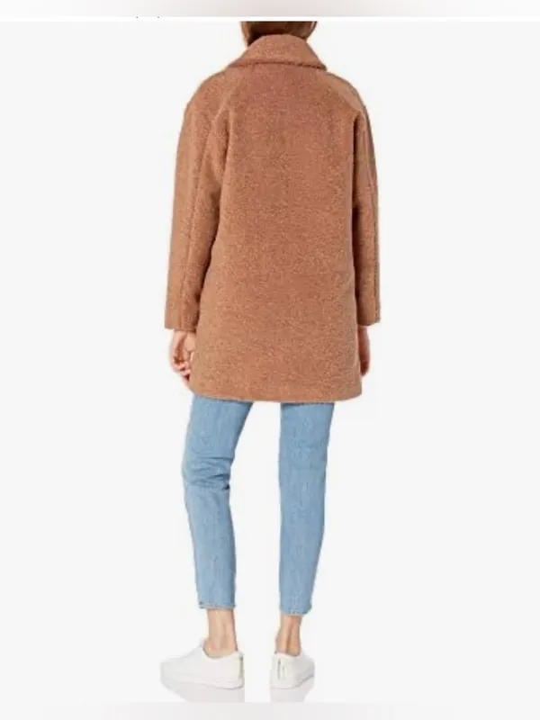 Relaxed Teddy Coat in Camel Brown - Image 2