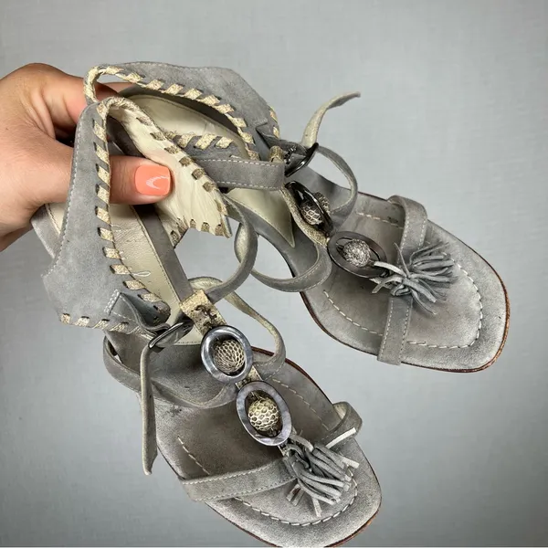 Henry Beguelin | Size 38.5 Elegant‎ Gray T-Strap Heels with Floral Accents - Image 2