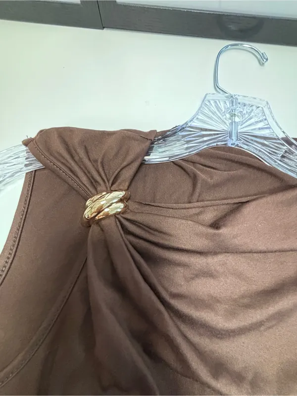 SHEIN Brown Asymmetrical Cold Shoulder Gold Ring Detail Top Plus OXL NWOT Chic - Image 7