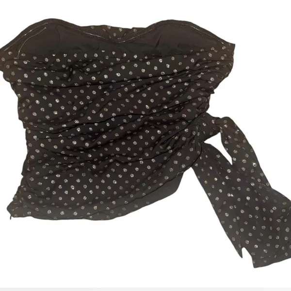 Revolve Women's Unbranded Black Silver Polka Dot Strapless Ruched Top - Image 3