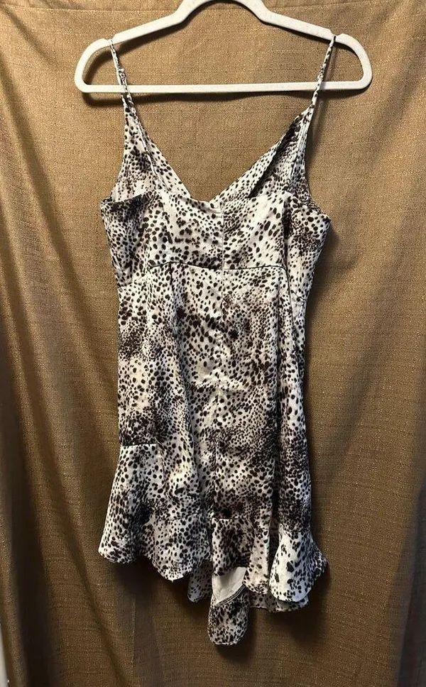 NWT Saints & Secrets On The Prowl Asymmetrical Dress Animal Print Size Medium - Image 5