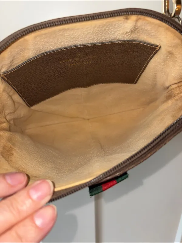 Gucci Beige Brown GG Canvas Crossbody with Green-Red Stripe - Image 5