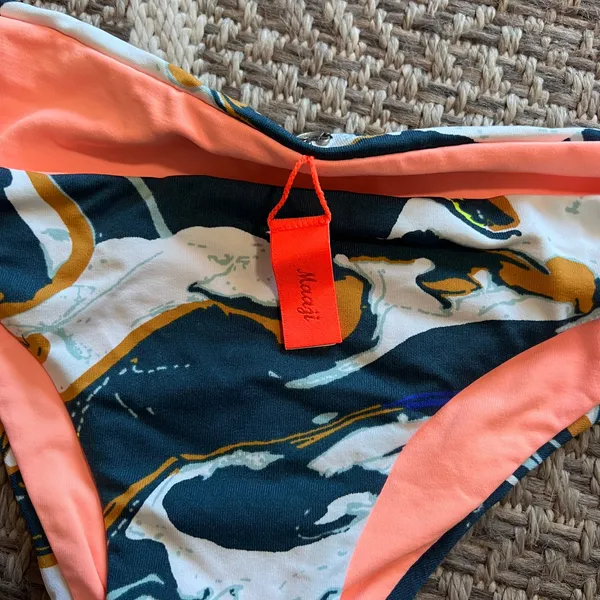 Maaji Bikini Bottoms Sz M - Image 5