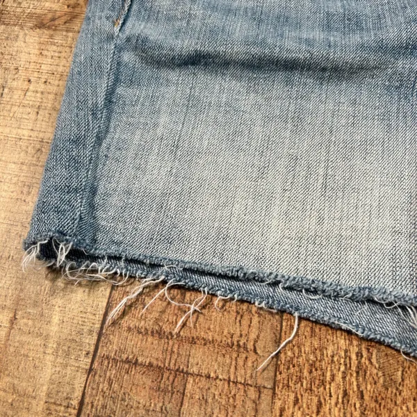 American Eagle Blue Crochet Lace Trim Distressed Denim Cut Off Jean Shorts 10 - Image 2