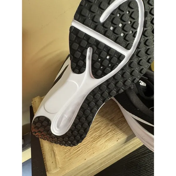 Nike REVOLUTION 8 Women's BLACK IRON GREY HJ8485-001 Athletic Sneakers Shoes - Image 9
