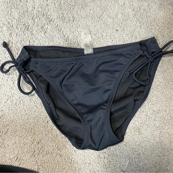 Victoria’s Secret bikini bottom Small Old Navy Scoop Neck Bikini‎ top size M - Image 10