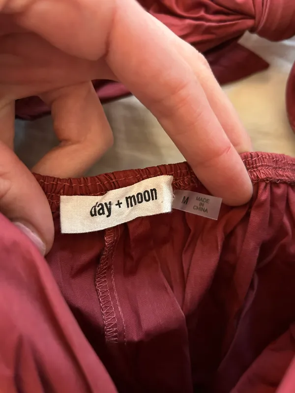 Day + Moon Top Red Size M - Image 2