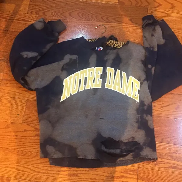Notre Dame vintage distressed sweatshirt Sz large - Image 7