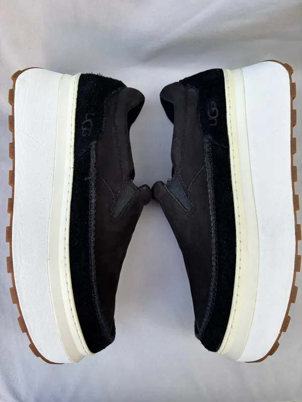 UGG Black Slip-On Casual Shoe Size 10 - Image 9