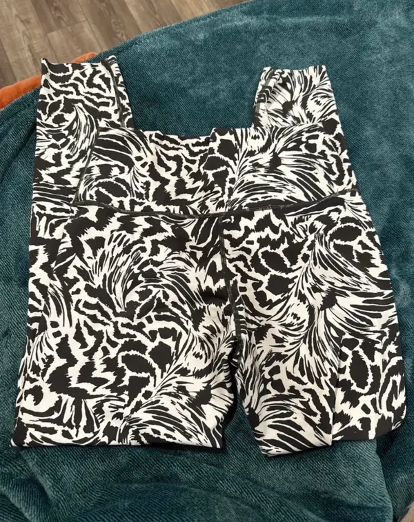 Printed Leggings - Image 3