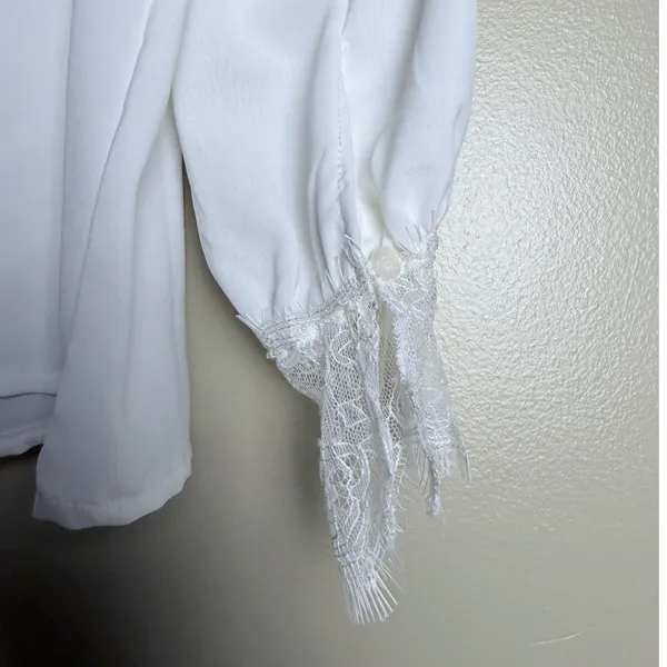 Women's Cold Shoulder Blouse S White Lace Long Sleeve Fairy Romantic Party Night - Image 6