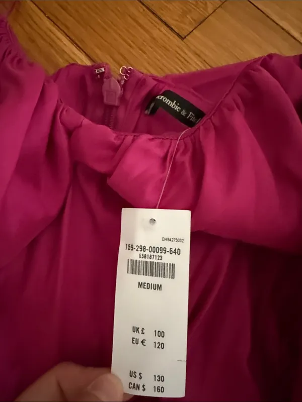 NWT Abercrombie & Fitch fuchsia off-Shoulder Puff Sleeve Midi Dress in Hot pink - Image 2