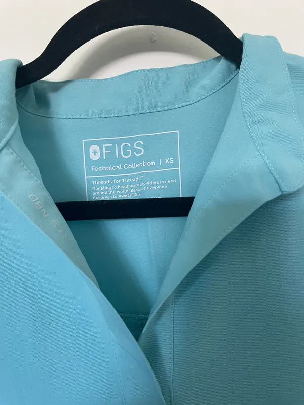 FIGS Scrubs Set - Image 2