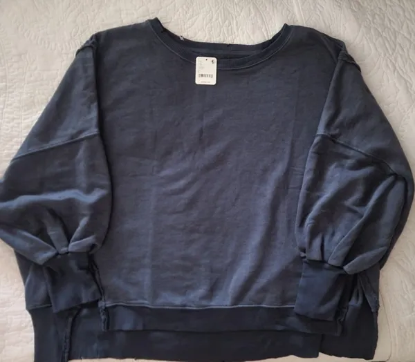 We The Free Camden Sweatshirt, NEW, Large - Image 4